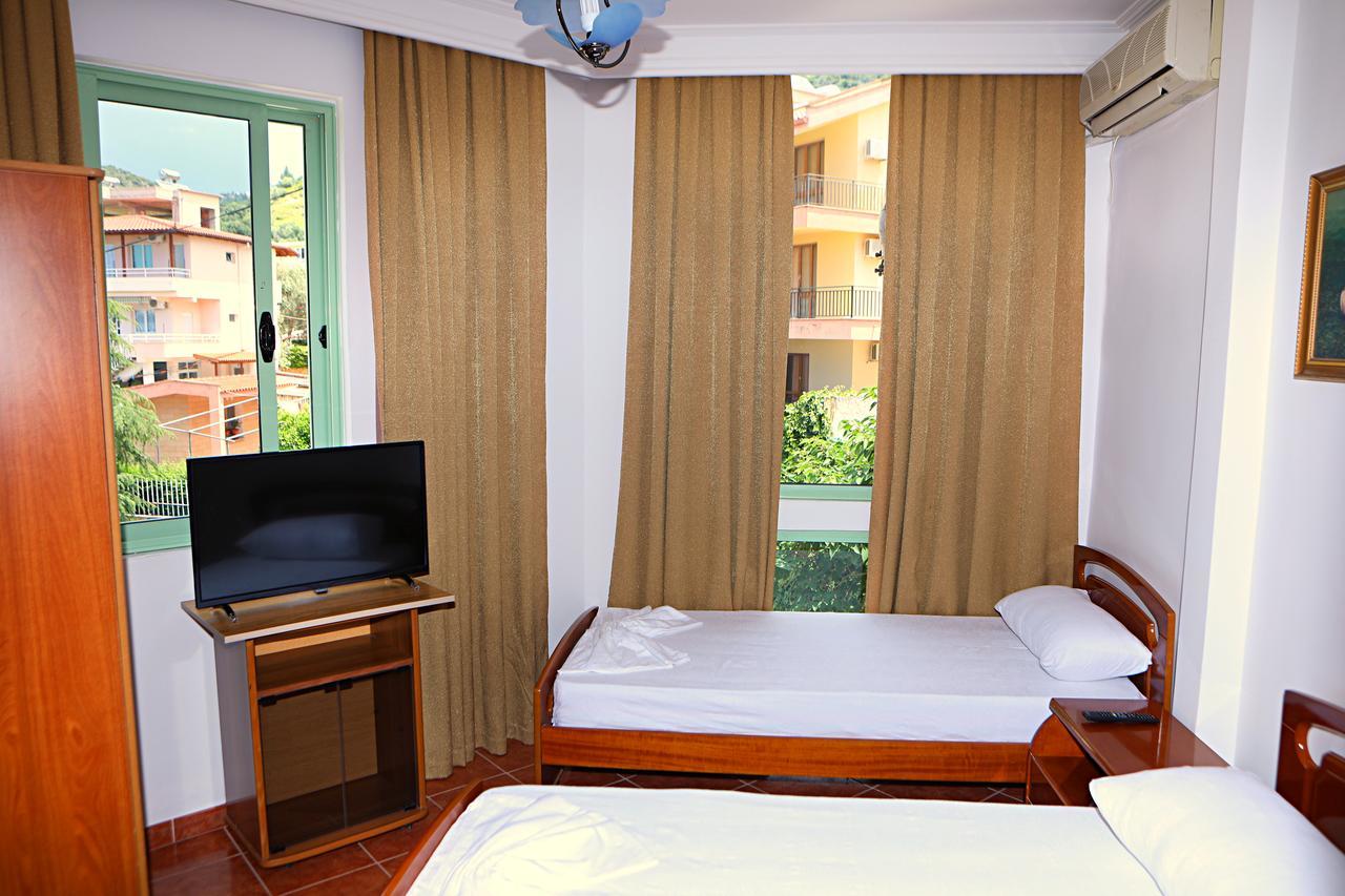 Vlorë Hotel Europa מראה חיצוני תמונה